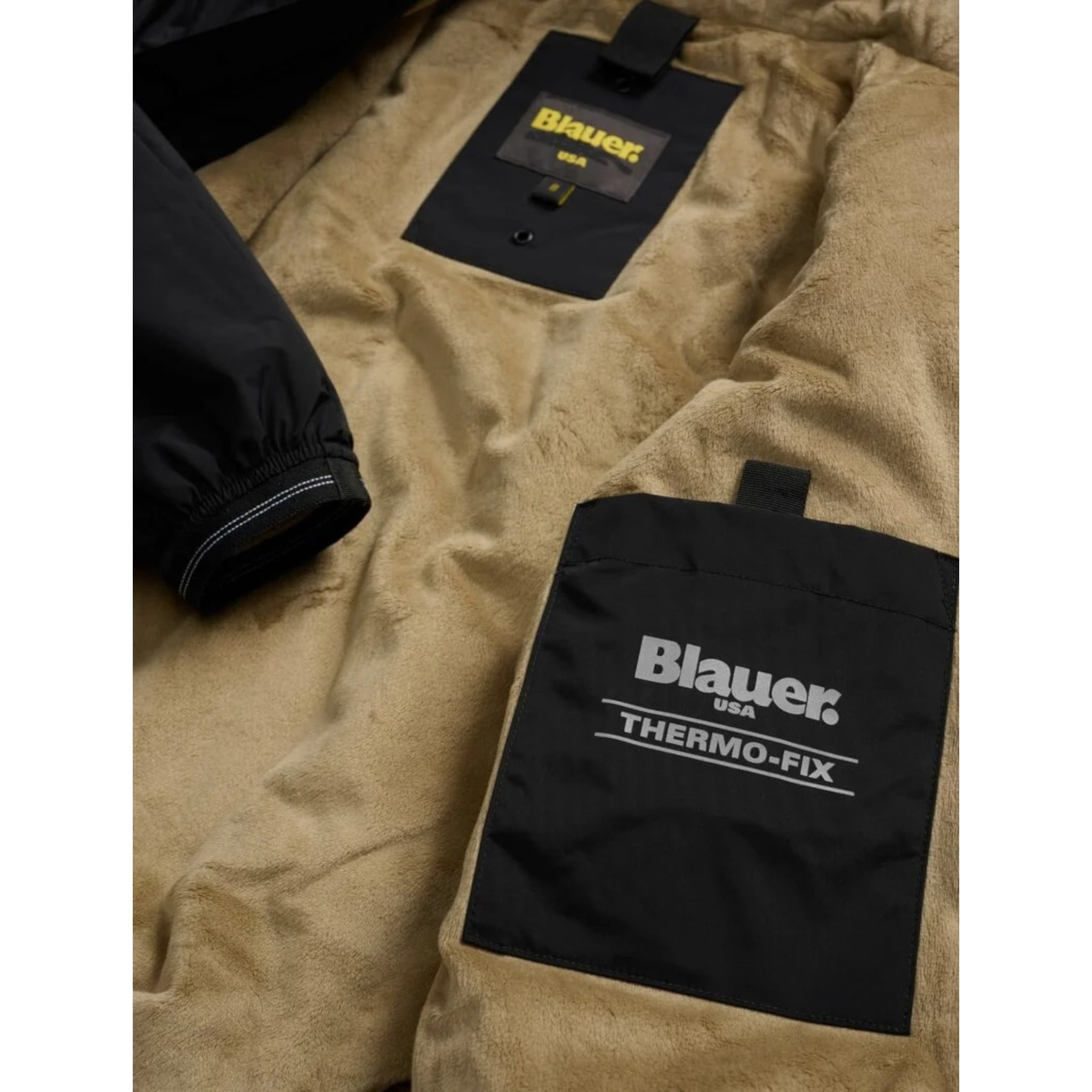 Blauer Giubbino tinta unita con Cappuccio Nero per Neonato 24WBBXC02551 NERO BLAUER 