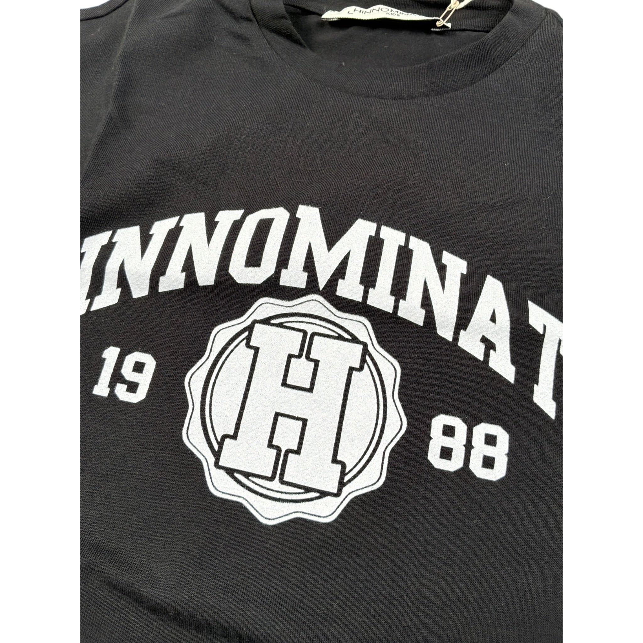 Hinnominate T-Shirt Girocollo tinta unita con Logo Nero per Bambino 36UXM00228 NERO HINNOMINATE 