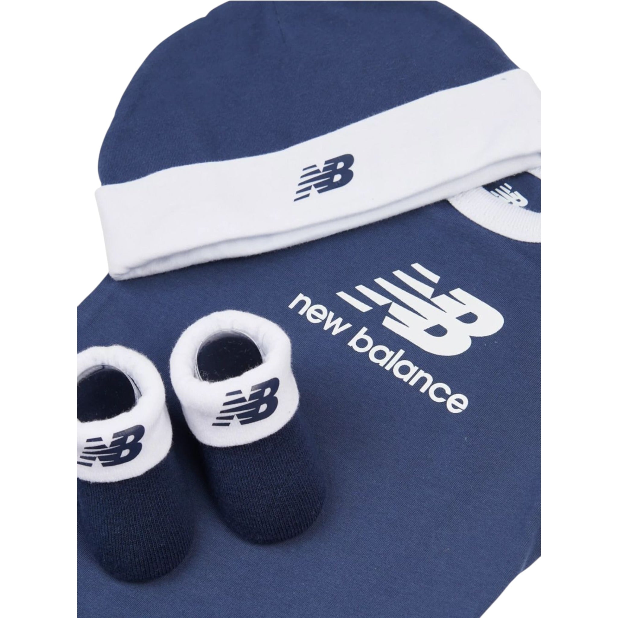 New Balance Set 3 Pezzi Body-Cappello-Babbucce Blu per Neonato LAK0106 BLU NEW BALANCE 