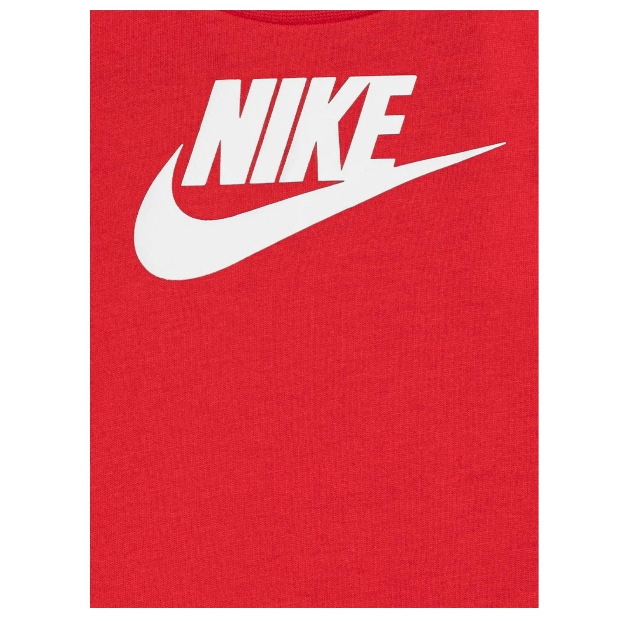 Nike Completo 2 Pezzi T-Shirt-Bermuda Tinta Unita per Bambino 86L596X ROSSO NIKE 