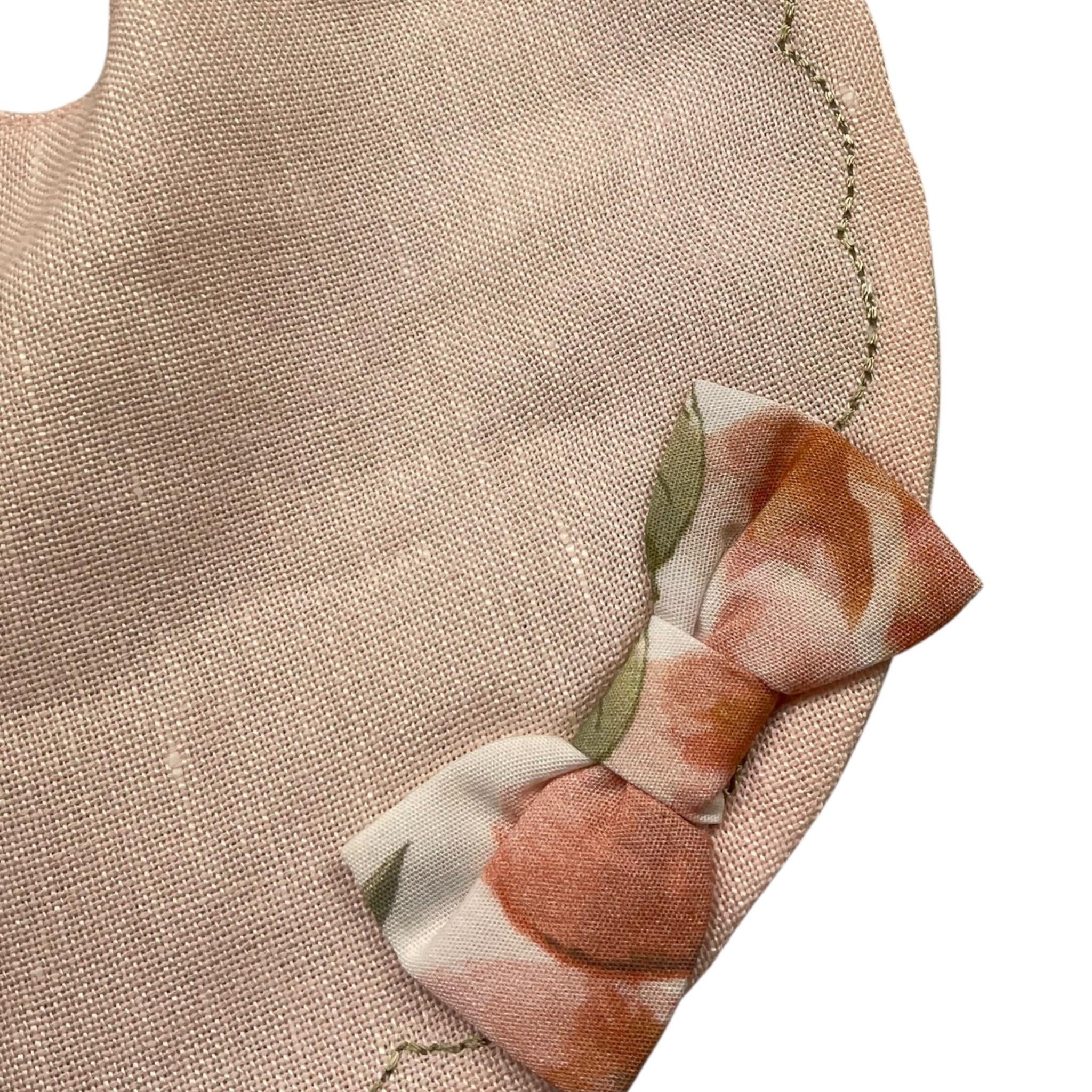 Barcellino Bavetta Tinta Unita con Cuciture In Contrasto per Neonata 121508 ROSA BARCELLINO 