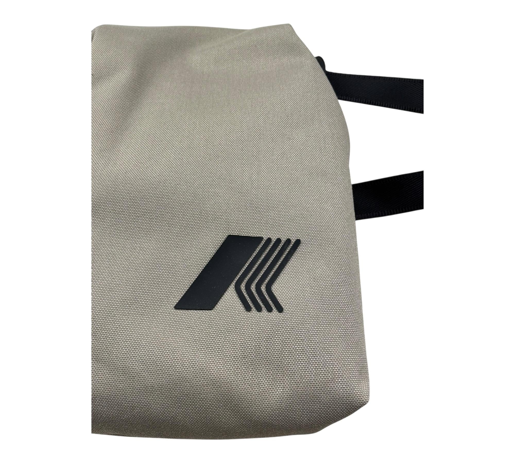 K-Way Borsello Tinta Unita con Logo per Bambino K4136PW VERDE K-WAY 